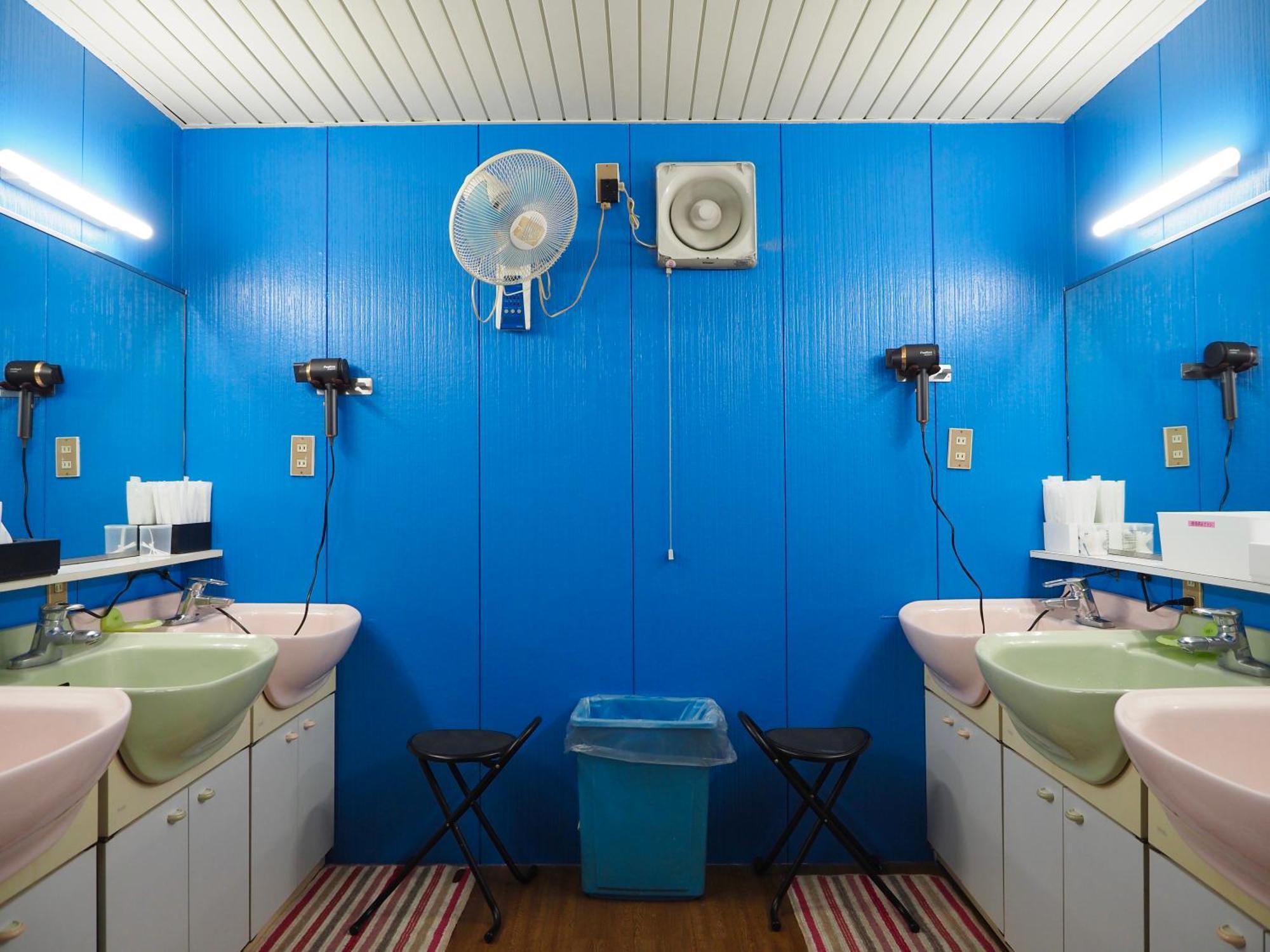 טוקיו Capsule Hotel Block Room מראה חיצוני תמונה